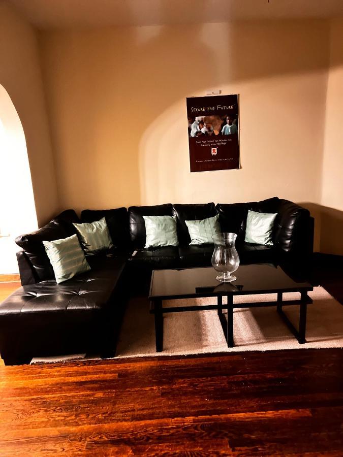 Clean, Spacious, Inexpensive Queen Br 호텔 시카고 외부 사진